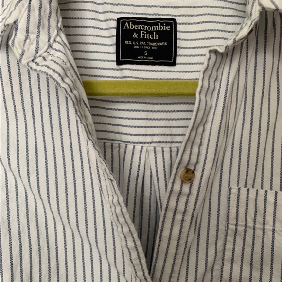 Abercrombie & Fitch Dresses & Skirts - Button up dress